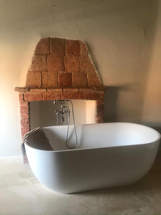 Number 10 Locanda B&B Belvedere Langhe 외부 사진