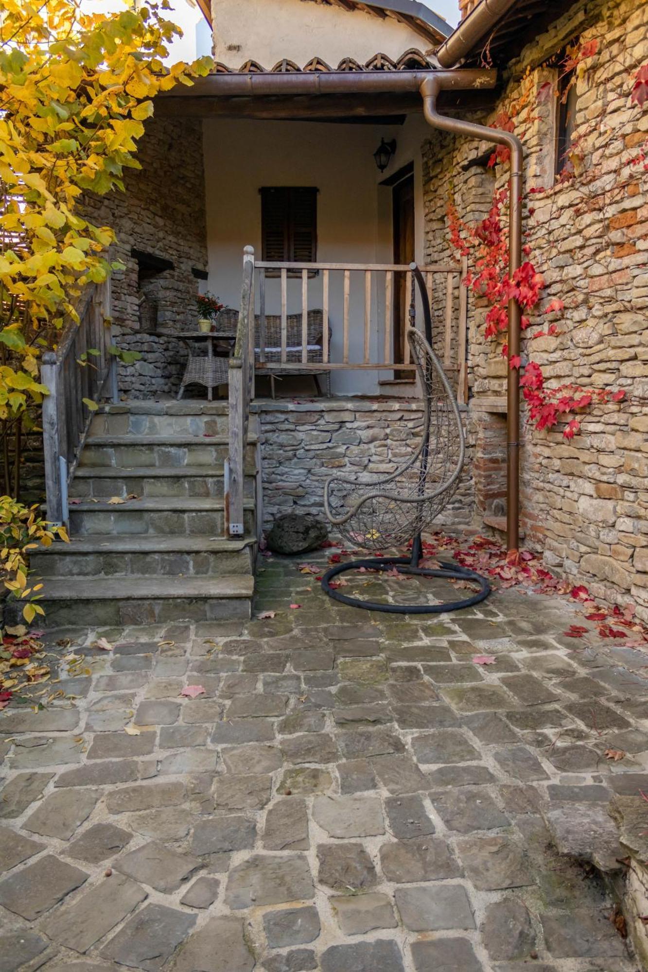 Number 10 Locanda B&B Belvedere Langhe 외부 사진