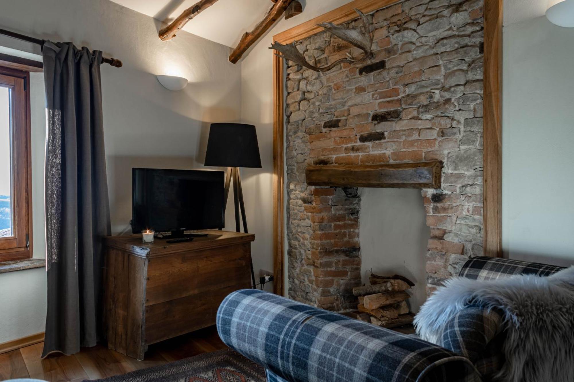 Number 10 Locanda B&B Belvedere Langhe 외부 사진